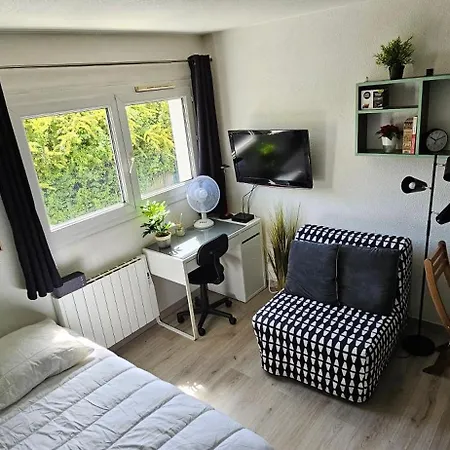 Appartement Small Between Paris And